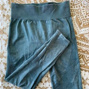 Muted Green/Blue Seamless PINK Leggings w/ Details
